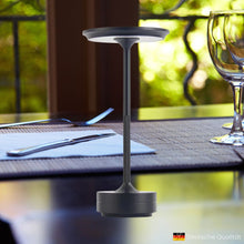 Lade das Bild in den Galerie-Viewer, EcoLume - Designer-Luxuslampe neu definiert