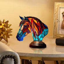 Lade das Bild in den Galerie-Viewer, LeuchtPferd - handgefertigte Lampe, die Herzen erstrahlen lässt