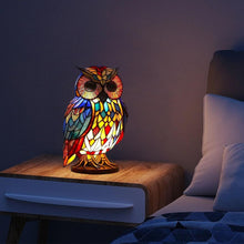 Carica l'immagine nel visualizzatore di Gallery, LeuchtEule - lampada fatta a mano che fa risplendere i cuori
