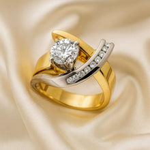 Carica l'immagine nel visualizzatore di Gallery, Anello vintage - Oro, argento con brillantezza di zirconi
