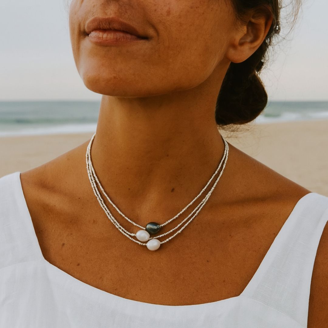 Collana vintage – Incanto di perle nel bagliore del mare