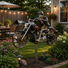 Lade das Bild in den Galerie-Viewer, Flammenreiter – Chopper-Windrad - Handgemacht  85 cm
